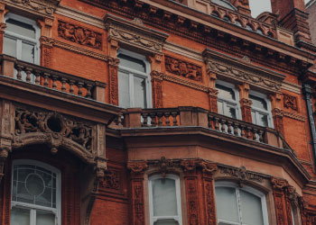 Blogs-implementing-iot-in-older-buildings