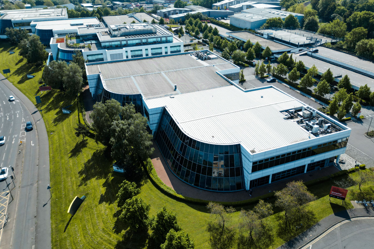 voltix-services-uk-industries-commercial-real-estate-banner