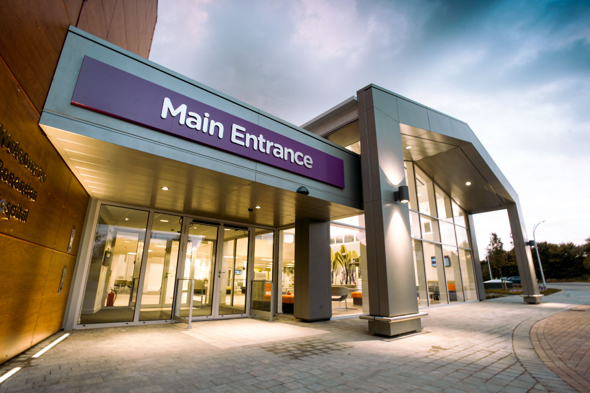 voltix-services-uk-industries-hospitals-private-healthcare-banner